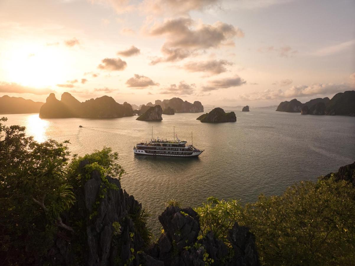 Rosa Cruise Hotel Ha Long Buitenkant foto