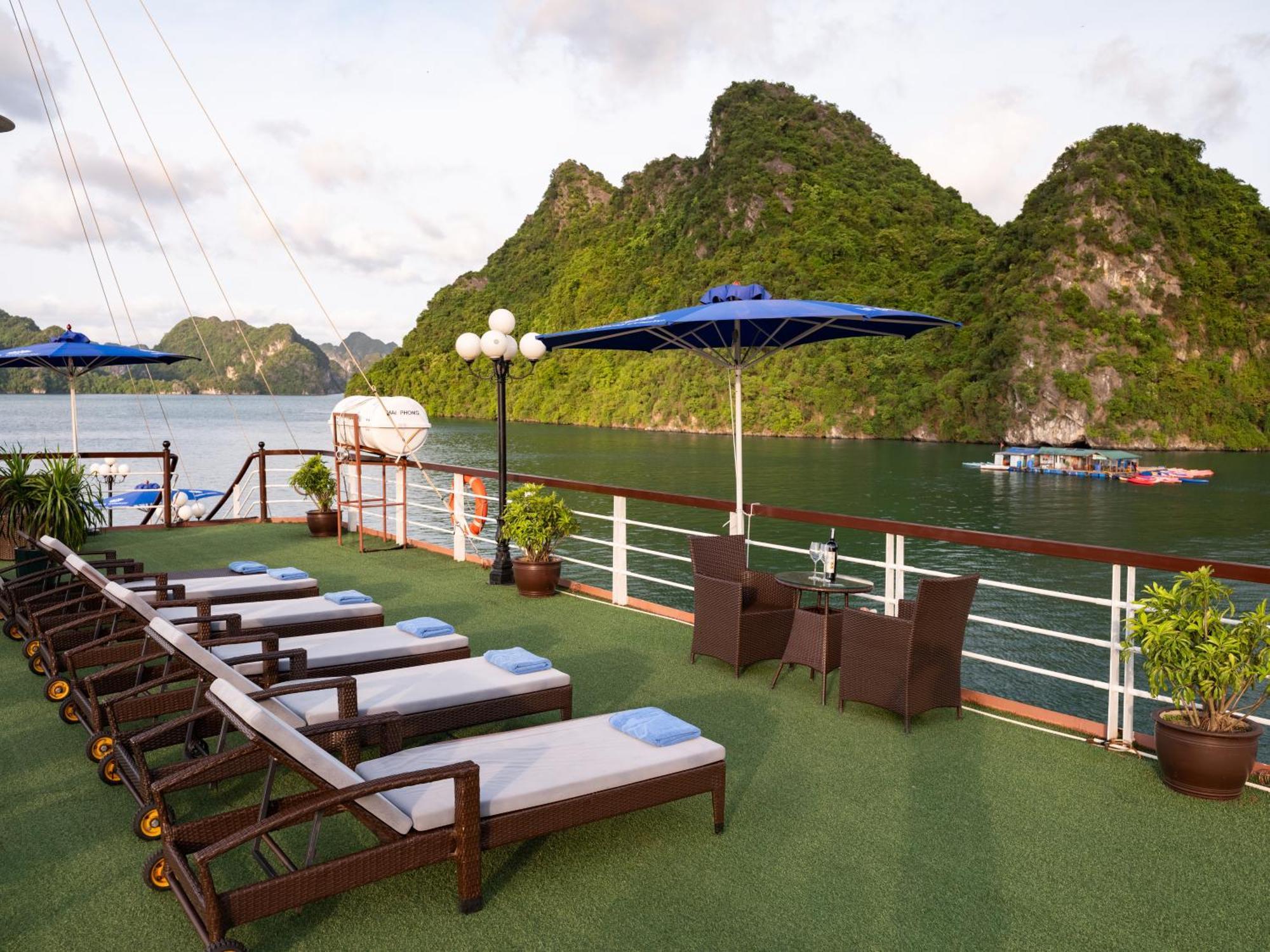 Rosa Cruise Hotel Ha Long Buitenkant foto