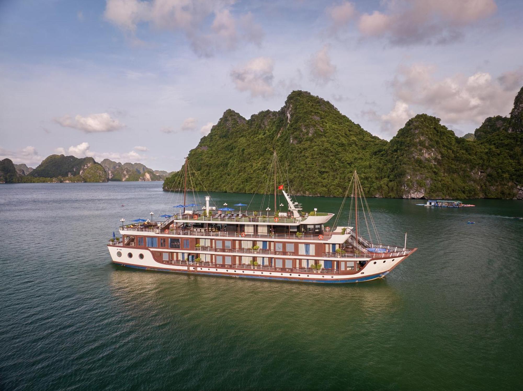 Rosa Cruise Hotel Ha Long Buitenkant foto